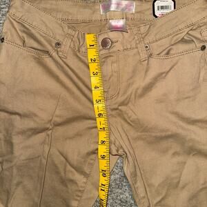 Khaki Skinny Pants Size 7 in Juniors